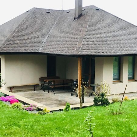 Penzion - Vila Veri 1 オストラヴァ エクステリア 写真